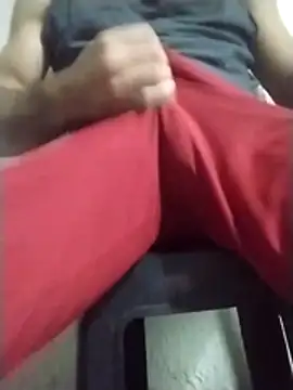 esterfour40 live sex cam