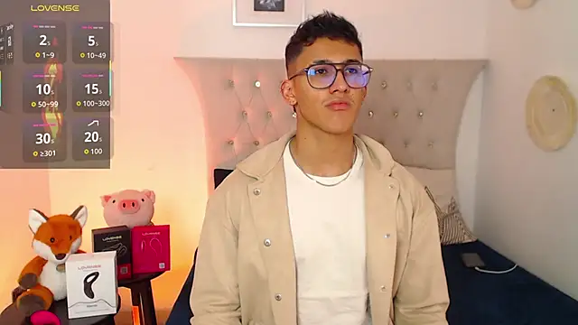 SalvadorFit live sex cam