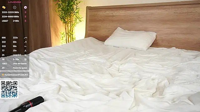 LolySun live sex cam