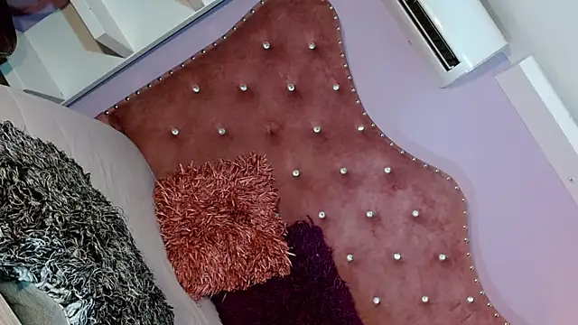 MariahMendezz live sex cam