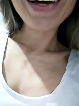 Melzinhasweet live sex cam