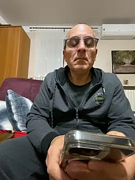 sempreilmio2 live sex cam