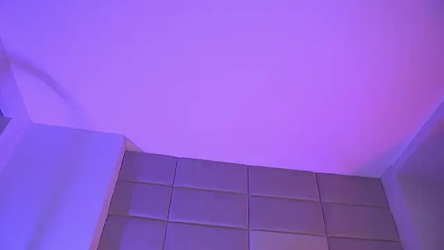 KatiaFinesse live sex cam