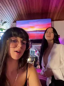 VioletaSubmissive live sex cam