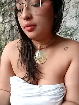 kitty_roouse live sex cam