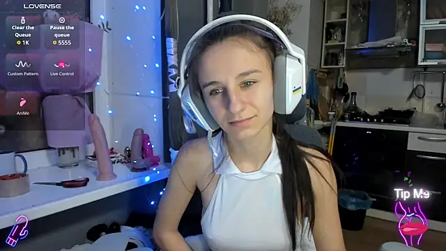 _Nika_Kik live sex cam