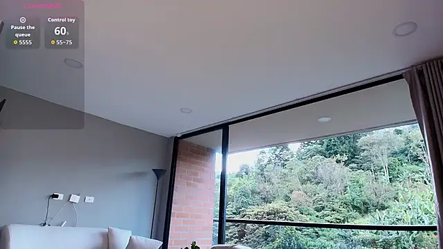 Helenbronwx live sex cam