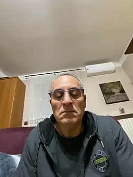 sempreilmio2 live sex cam