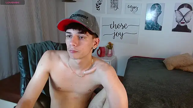 AmethystShadow17 live sex cam