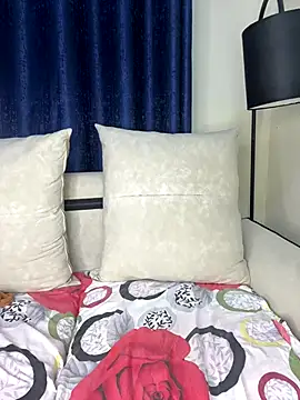 Favoritegirl1 live sex cam