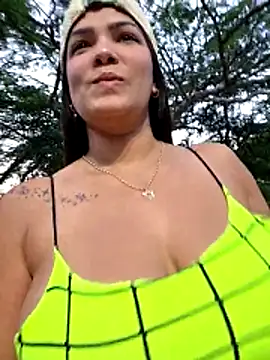 camiysebas21 live sex cam