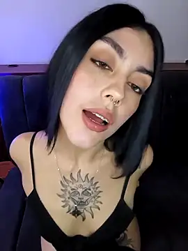 Mazikeen-- live sex cam