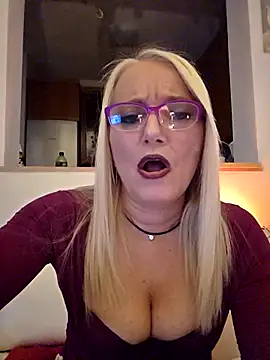 kikkastar live sex cam