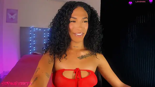 _Larabbitxx live sex cam