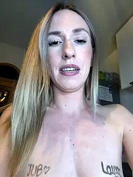 lola_tentatiion live sex cam