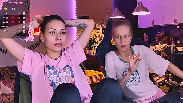 KatiKate live sex cam