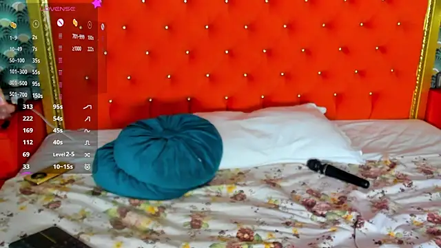 VallerieJones live sex cam