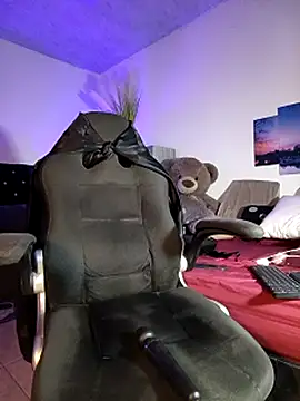 Naughty_Charly live sex cam