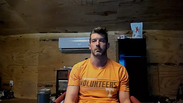 Kenny_Kyle's Stripchat show and profile