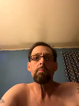 biggdaddyandqueenn live sex cam