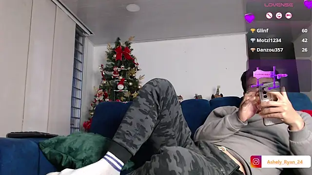 ashely_ryan24 live sex cam