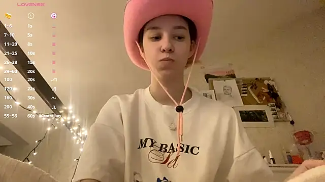 DanaCore live sex cam