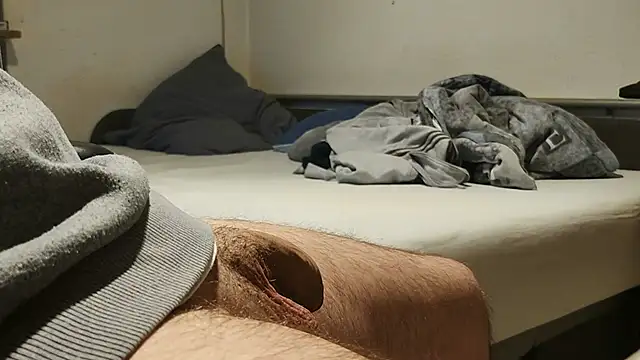 Alphapimmelchen live sex cam
