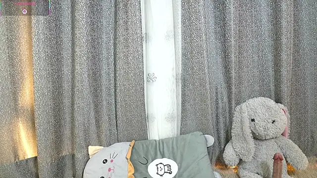 petite_paola live sex cam