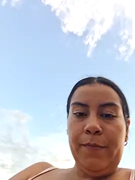 Chloe_y_Dante live sex cam