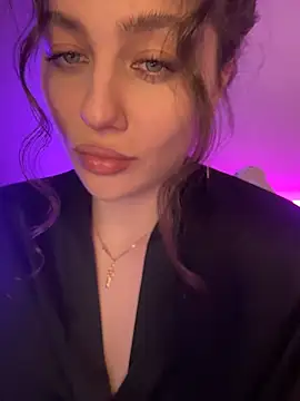 Your_insomniya live sex cam