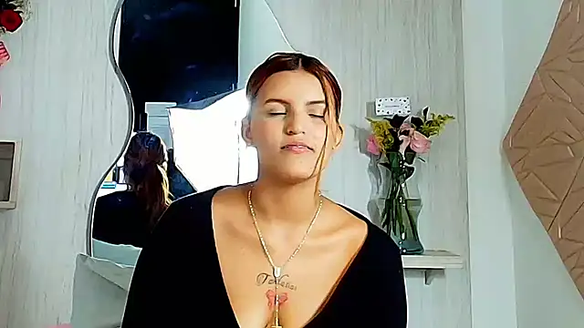 ZaraRousse live sex cam