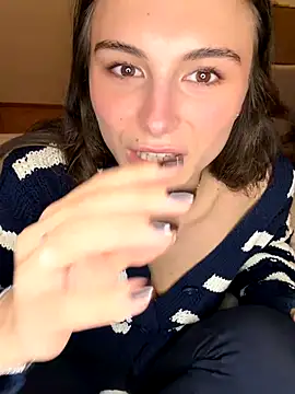 SophiiaStarr live sex cam