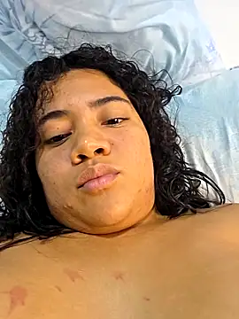 Watagatapitusberry1 live sex cam