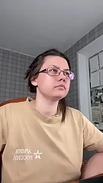 NinaVI's Stripchat show and profile