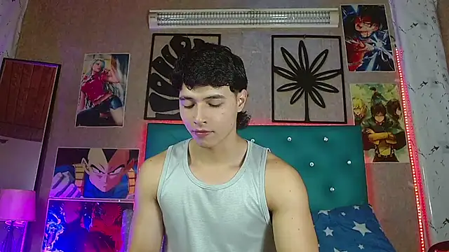 LiamAndrewzz live sex cam