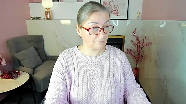 AlexandraKind live sex cam