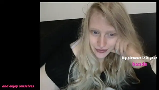 VeronicaJoyful live sex cam