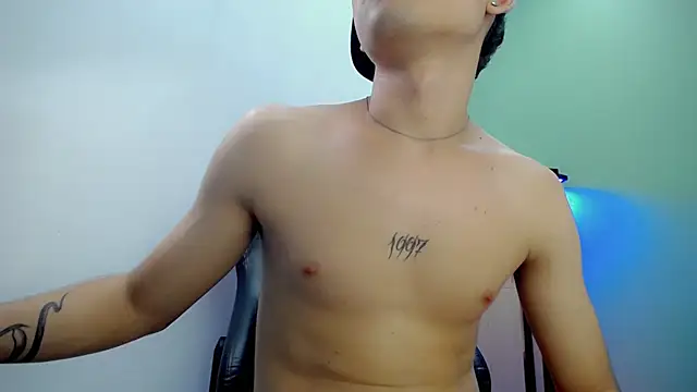 dilan_hott_ live sex cam