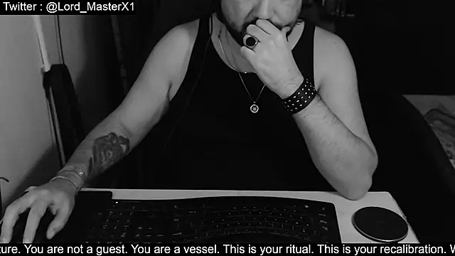 Lord_MasterX live sex cam