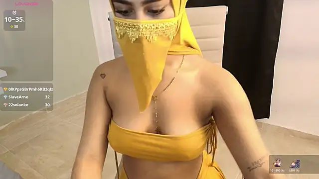 Natash_khalal's cam snapshot