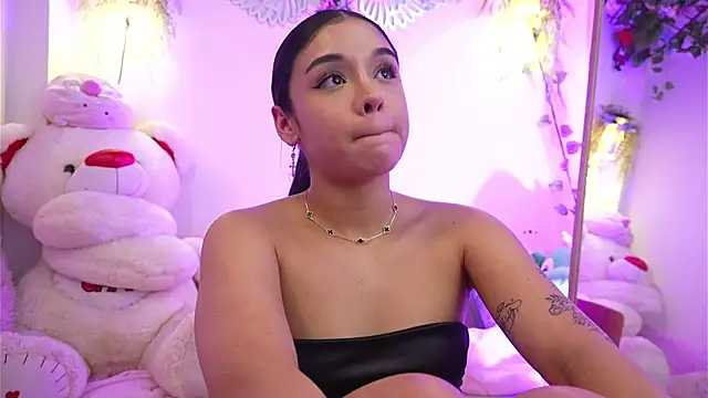 ISA_NIXON's cam snapshot