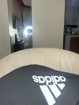 sidechick-experience's cam snapshot