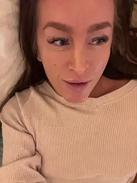 ChristinaSiemone's cam snapshot