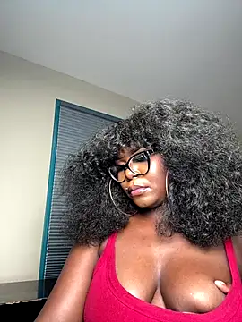 WomanNextdoor1's cam snapshot