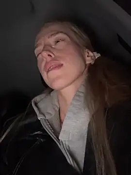 kira_mia's cam snapshot