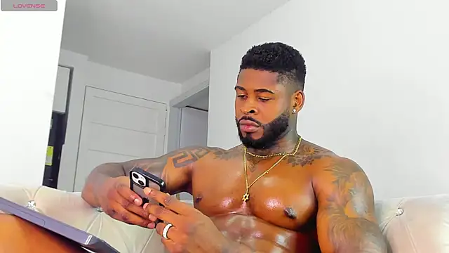 Makonneen live sex cam