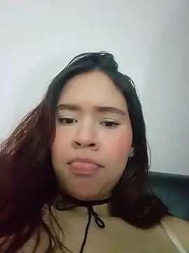 emy_ross_'s cam snapshot