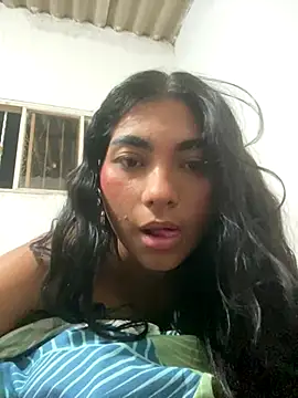 Coi_Leray_ live sex cam