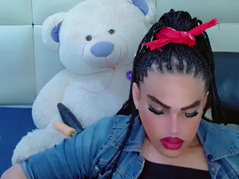 NharaBigCock live sex cam