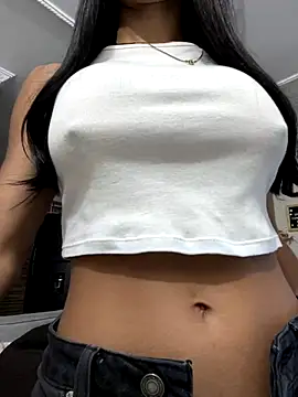 Sofizuly live sex cam